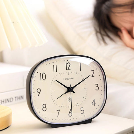 Mute Small Table Clock