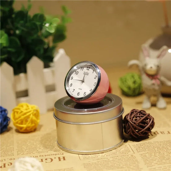 Retro Fashion Exquisite Mini Table Clock