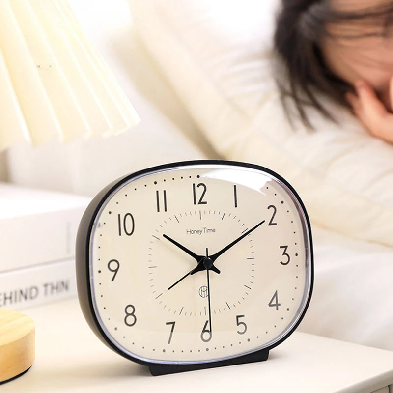 Mute Small Table Clock