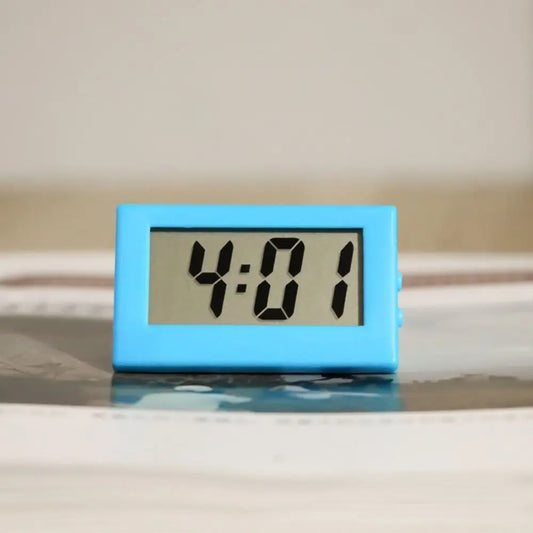 Battery Powered Mini Desk Clock